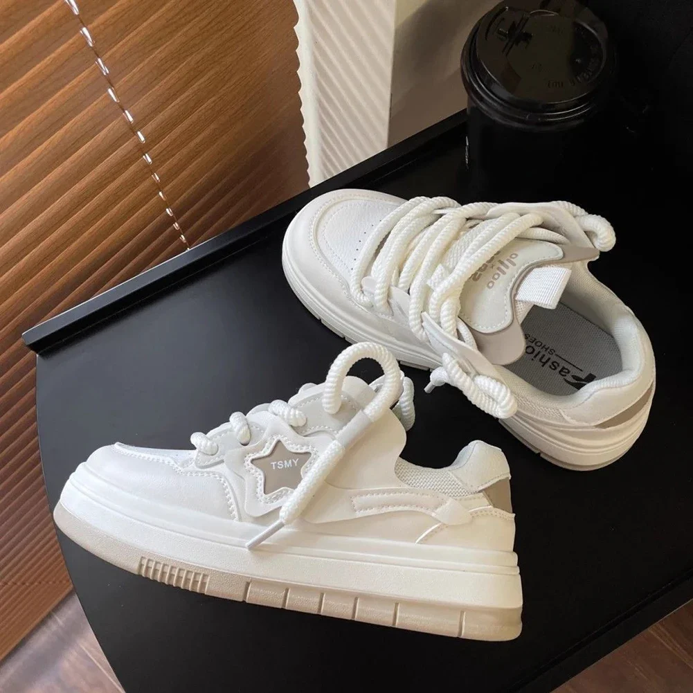 Star Walking Sneakers Y2K Plat - Running Gear Woman avis et prix